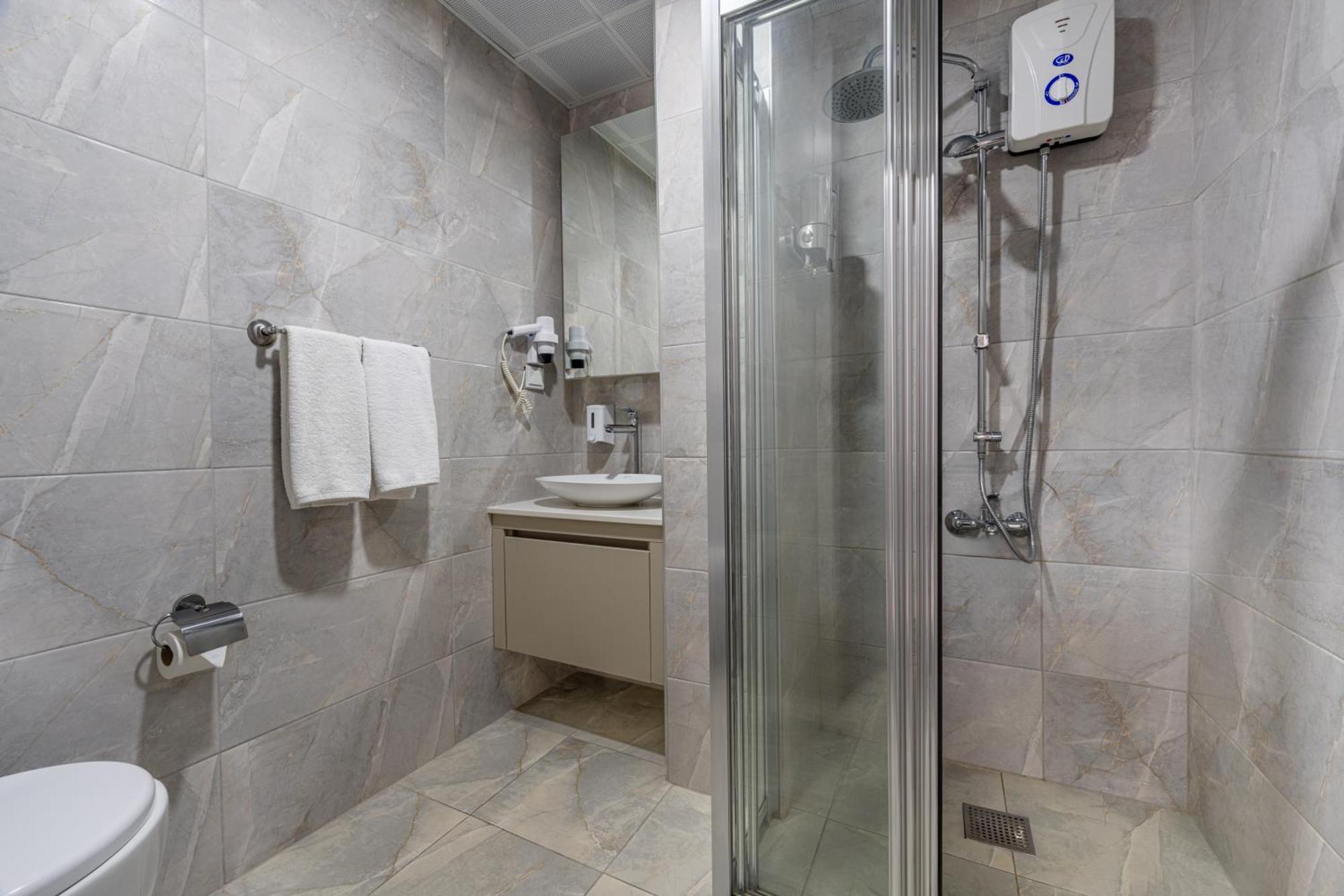 Echinus Lara Hotel Antalya Exterior photo